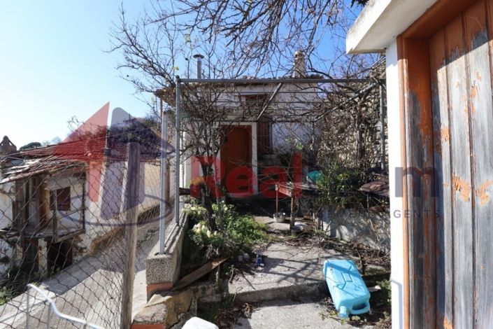 Image No.4-2 Bed Property for sale