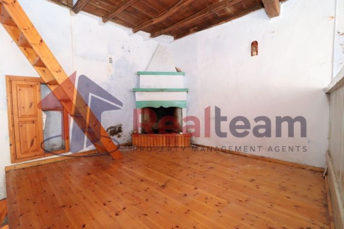 Image No.8-2 Bed Property for sale