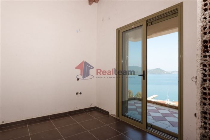 Image No.14-Propriété de 4 chambres à vendre à Pteleos