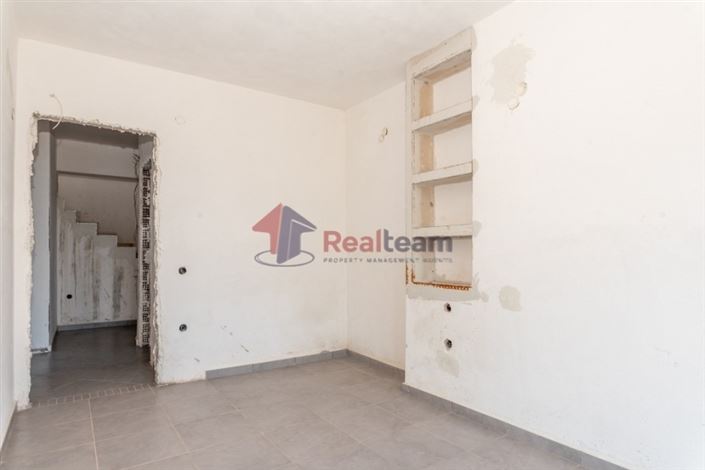 Image No.8-Propriété de 4 chambres à vendre à Pteleos