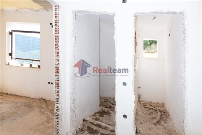 Image No.7-3 Bed Property for sale