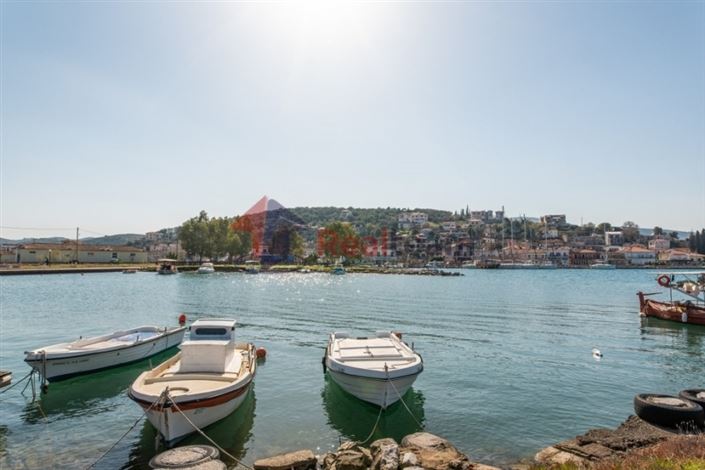 Image No.20-3 Bed Property for sale