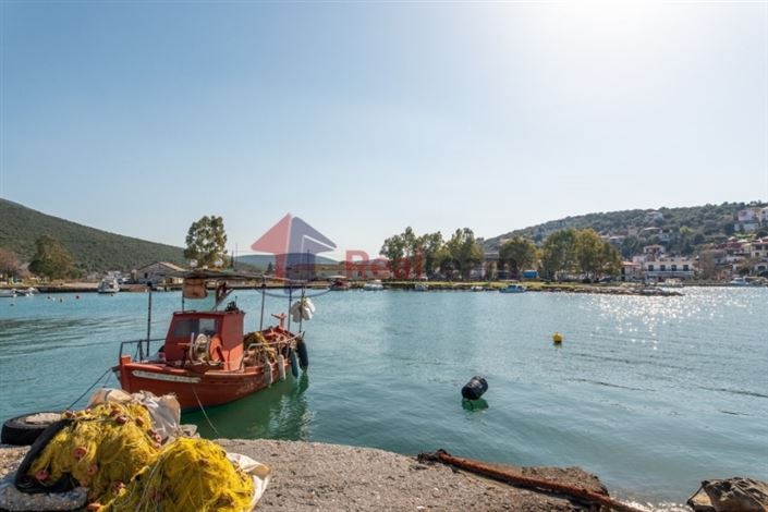 Image No.22-3 Bed Property for sale