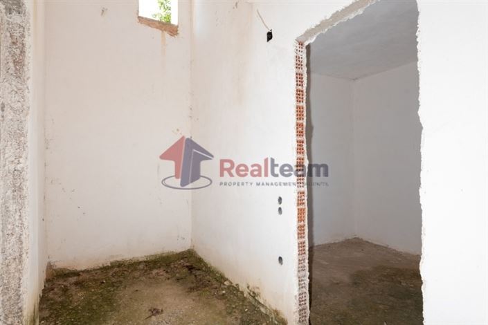 Image No.6-3 Bed Property for sale