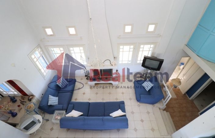 Image No.16-3 Bed Property for sale