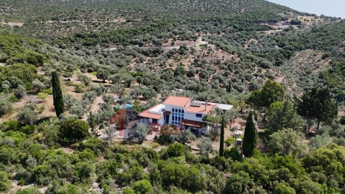 Image No.23-3 Bed Property for sale