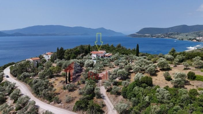 Image No.24-3 Bed Property for sale