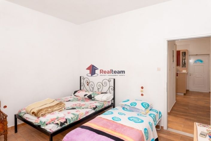 Image No.11-4 Bed Property for sale