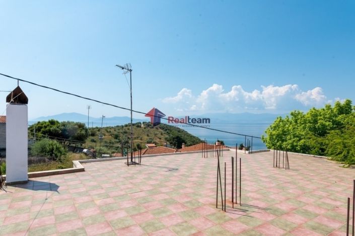 Image No.12-4 Bed Property for sale