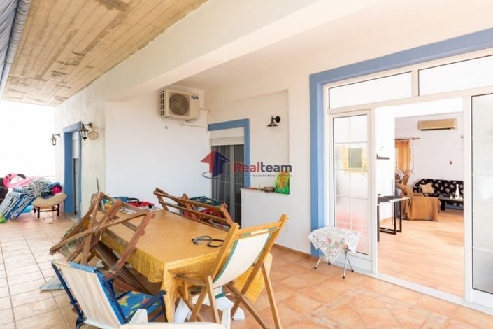 Image No.15-4 Bed Property for sale