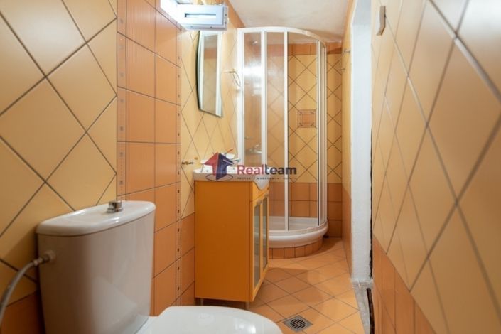 Image No.18-4 Bed Property for sale