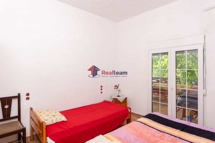 Image No.8-4 Bed Property for sale