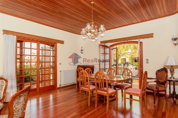 Image No.1-Propriété de 7 chambres à vendre à Nea Achialos