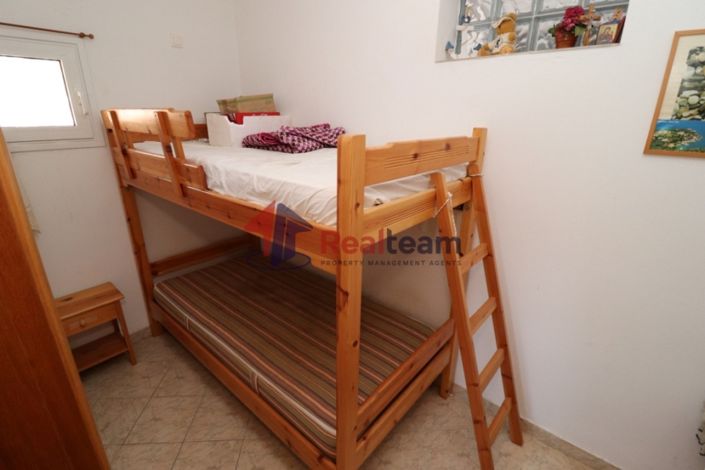 Image No.13-6 Bed Property for sale