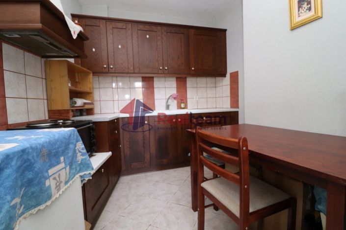 Image No.17-6 Bed Property for sale