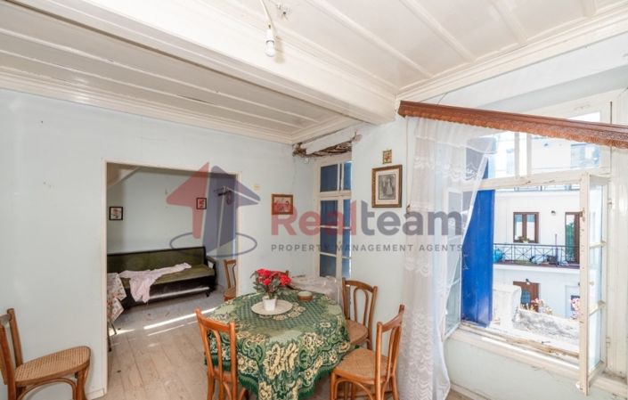 Image No.14-2 Bed Property for sale