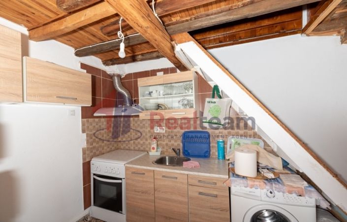 Image No.11-1 Bed Property for sale