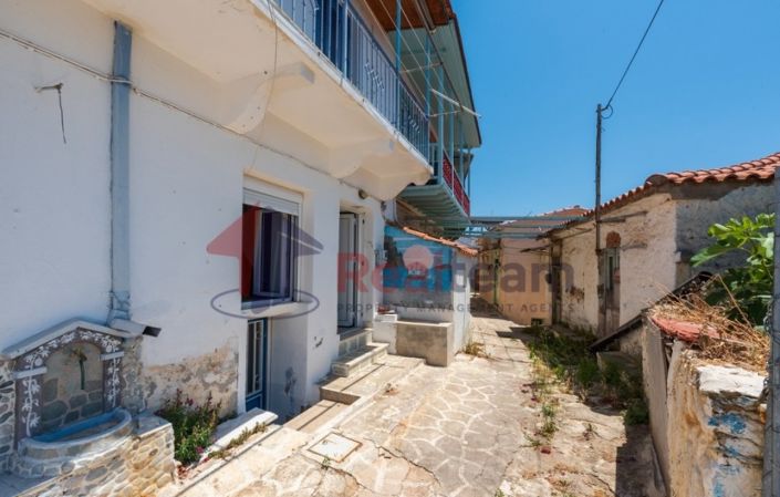 Image No.9-1 Bed Property for sale