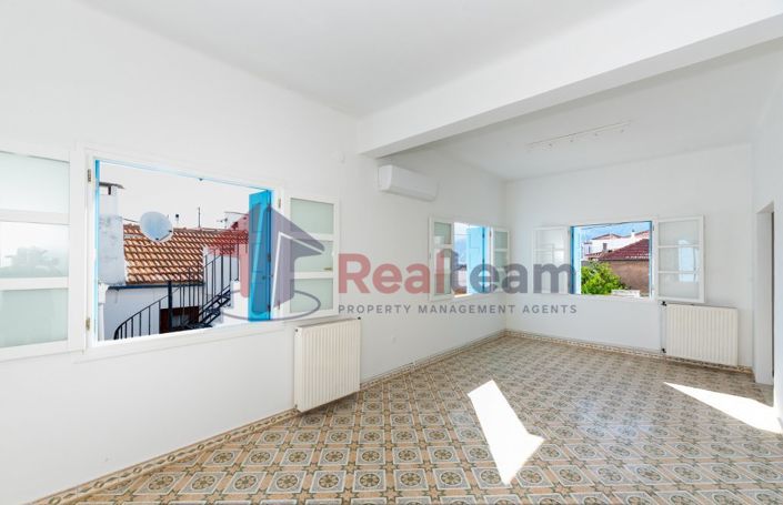 Image No.10-Propriété de 3 chambres à vendre à Chora