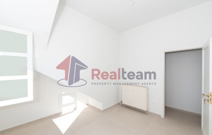 Image No.16-Propriété de 3 chambres à vendre à Chora