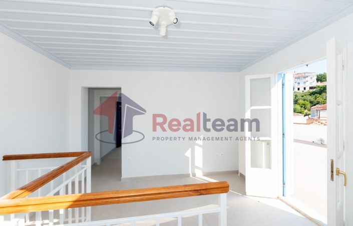 Image No.20-Propriété de 3 chambres à vendre à Chora