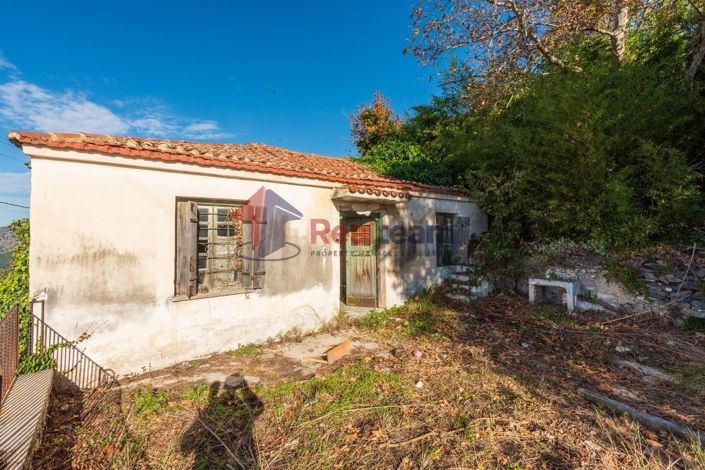 Image No.14-2 Bed Property for sale