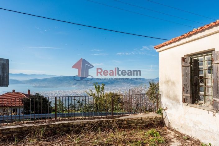 Image No.4-2 Bed Property for sale