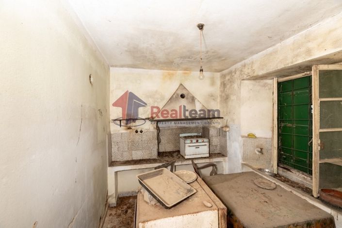 Image No.7-2 Bed Property for sale