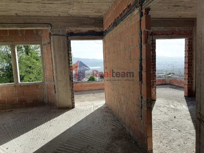 Image No.12-Propriété de 4 chambres à vendre à Volos