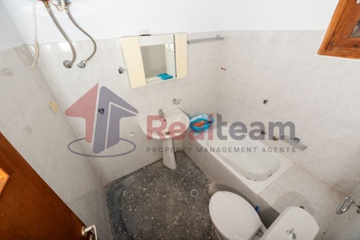 Image No.13-Propriété de 4 chambres à vendre à Artemida