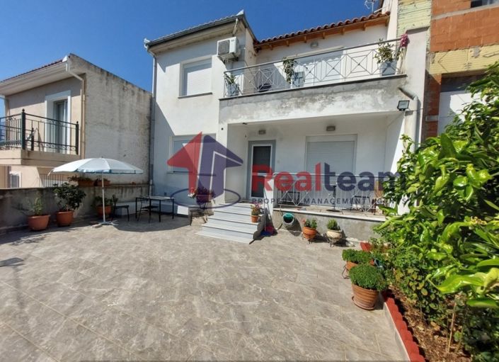 Image No.1-3 Bed Property for sale
