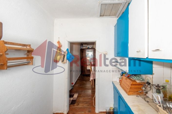 Image No.13-2 Bed Property for sale