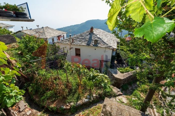 Image No.19-2 Bed Property for sale