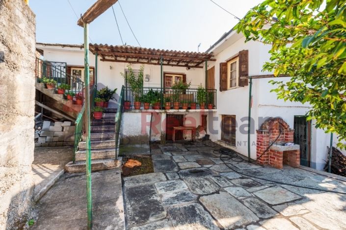 Image No.2-2 Bed Property for sale