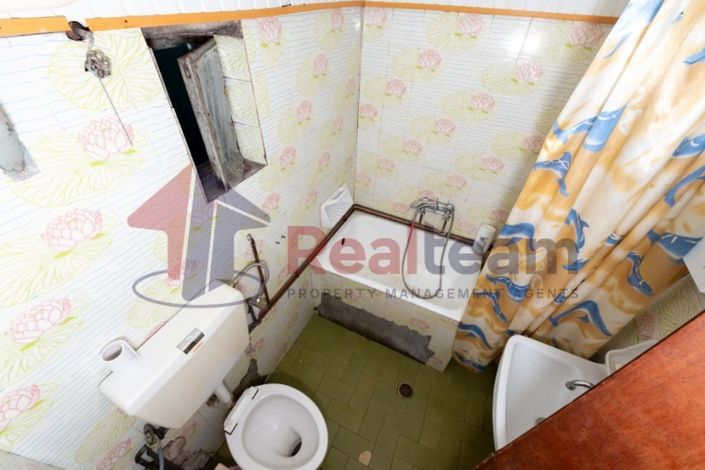 Image No.9-2 Bed Property for sale