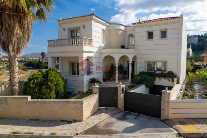 Image No.1-Propriété de 3 chambres à vendre à Grèce