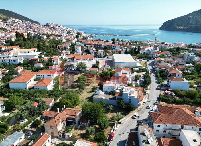 Image No.3-6 Bed Property for sale