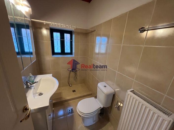 Image No.14-2 Bed Maisonette for sale