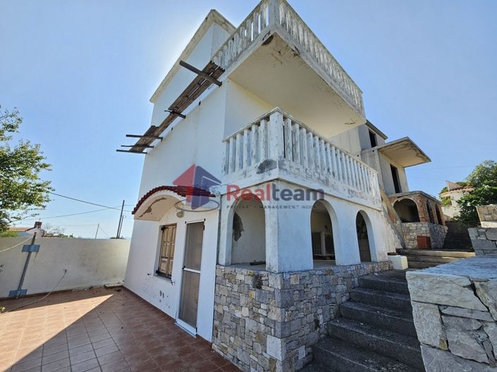 Image No.20-24 Bed Property for sale