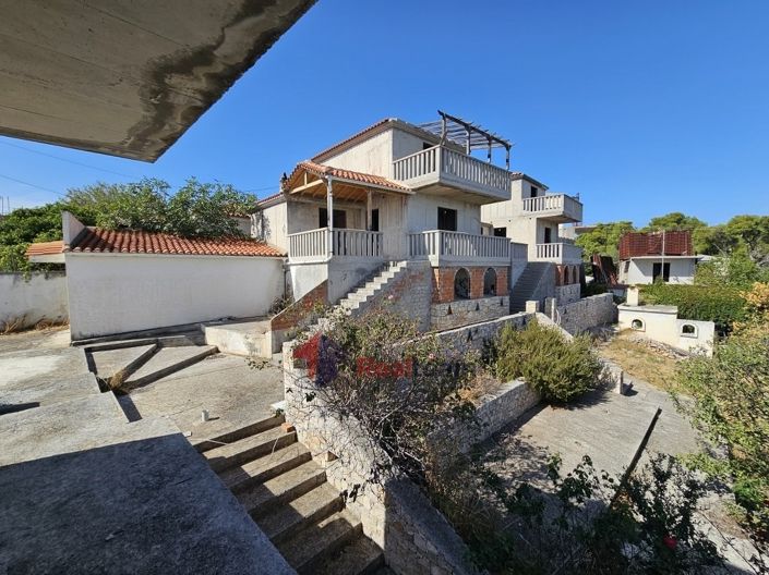 Image No.4-24 Bed Property for sale