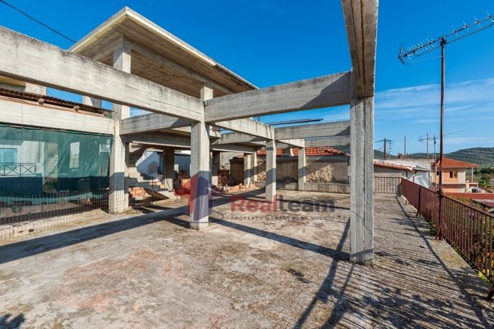 Image No.3-Propriété à vendre à Pteleos