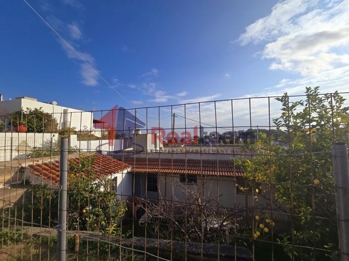 Image No.11-1 Bed Property for sale