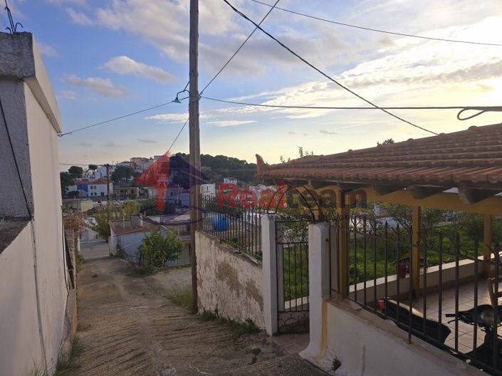 Image No.18-1 Bed Property for sale