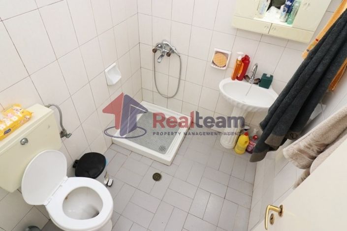 Image No.9-1 Bed Property for sale