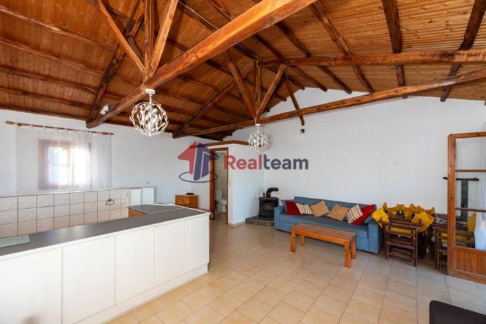 Image No.24-2 Bed Property for sale