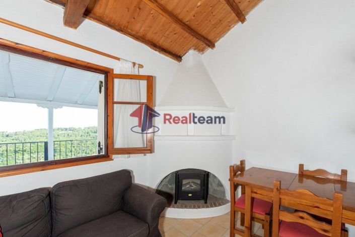 Image No.3-2 Bed Property for sale