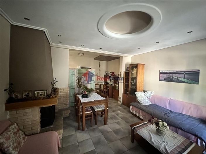 Image No.2-1 Bed Property for sale