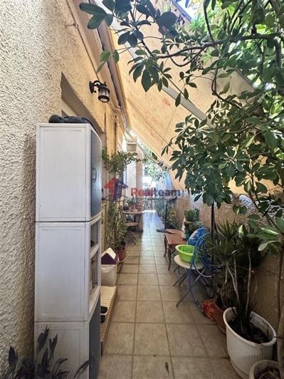 Image No.7-1 Bed Property for sale