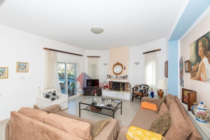 Image No.10-Propriété de 3 chambres à vendre à Pteleos