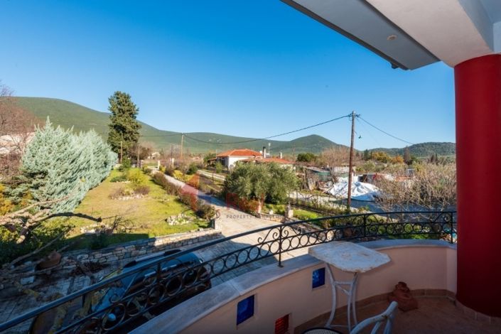 Image No.4-Propriété de 3 chambres à vendre à Pteleos